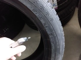 Гуми Зимни 235/45R18, снимка 8