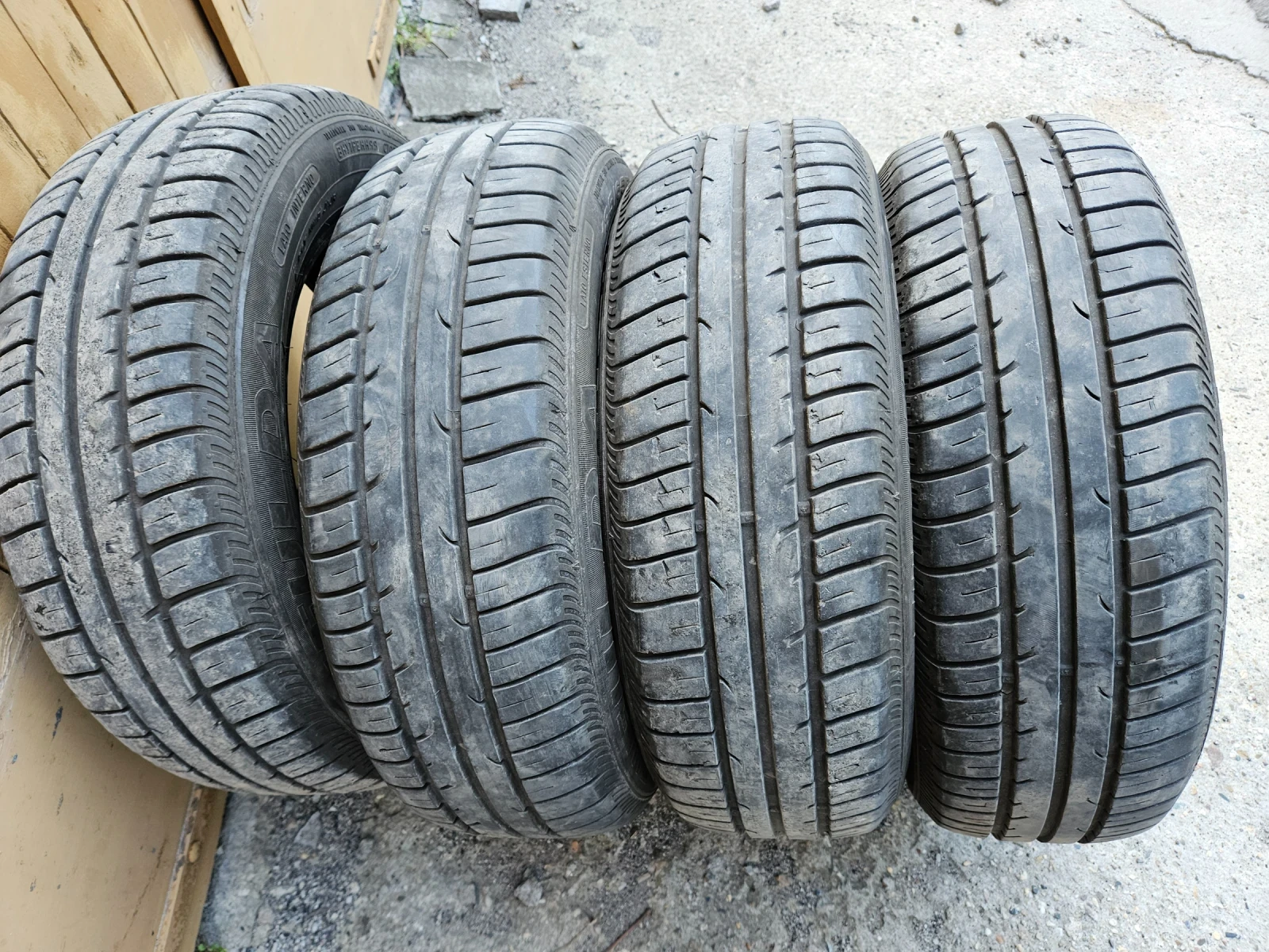 Гуми Летни 185/65R15, снимка 10 - Гуми и джанти - 54395090