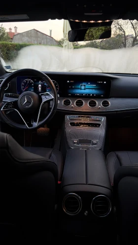 Mercedes-Benz E 350 4Matic/AMG/Facelift, снимка 9