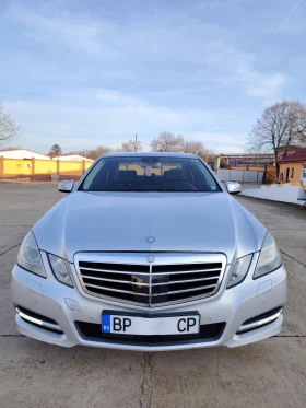 Mercedes-Benz E 220, снимка 3