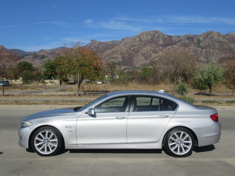BMW 525 d X-Drive 218ps *Перфектен*, снимка 2 - Автомобили и джипове - 42893222