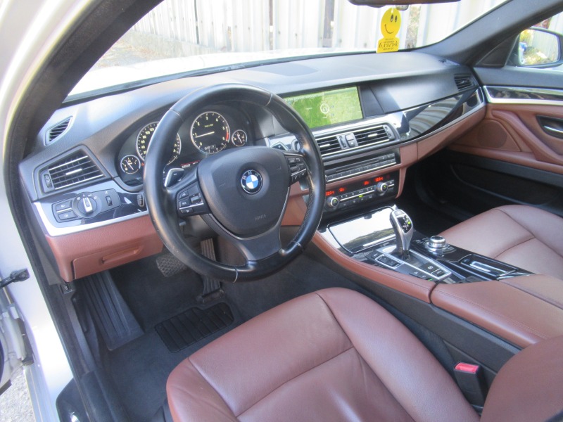 BMW 525 d X-Drive 218ps *Перфектен*, снимка 11 - Автомобили и джипове - 42893222