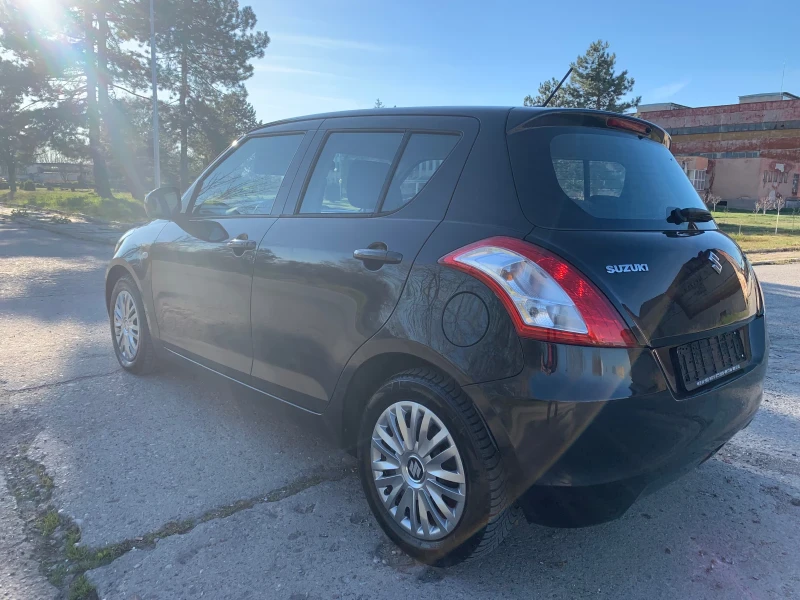 Suzuki Swift 1.3 4 цилиндъра, снимка 3 - Автомобили и джипове - 47654014