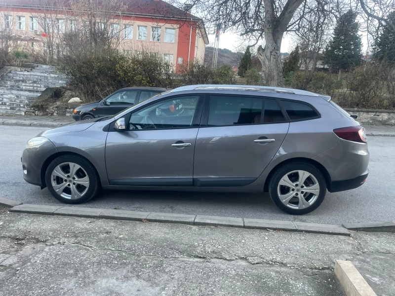 Renault Megane 1.9 DCI * * * 125000* * * km, снимка 3 - Автомобили и джипове - 48408936