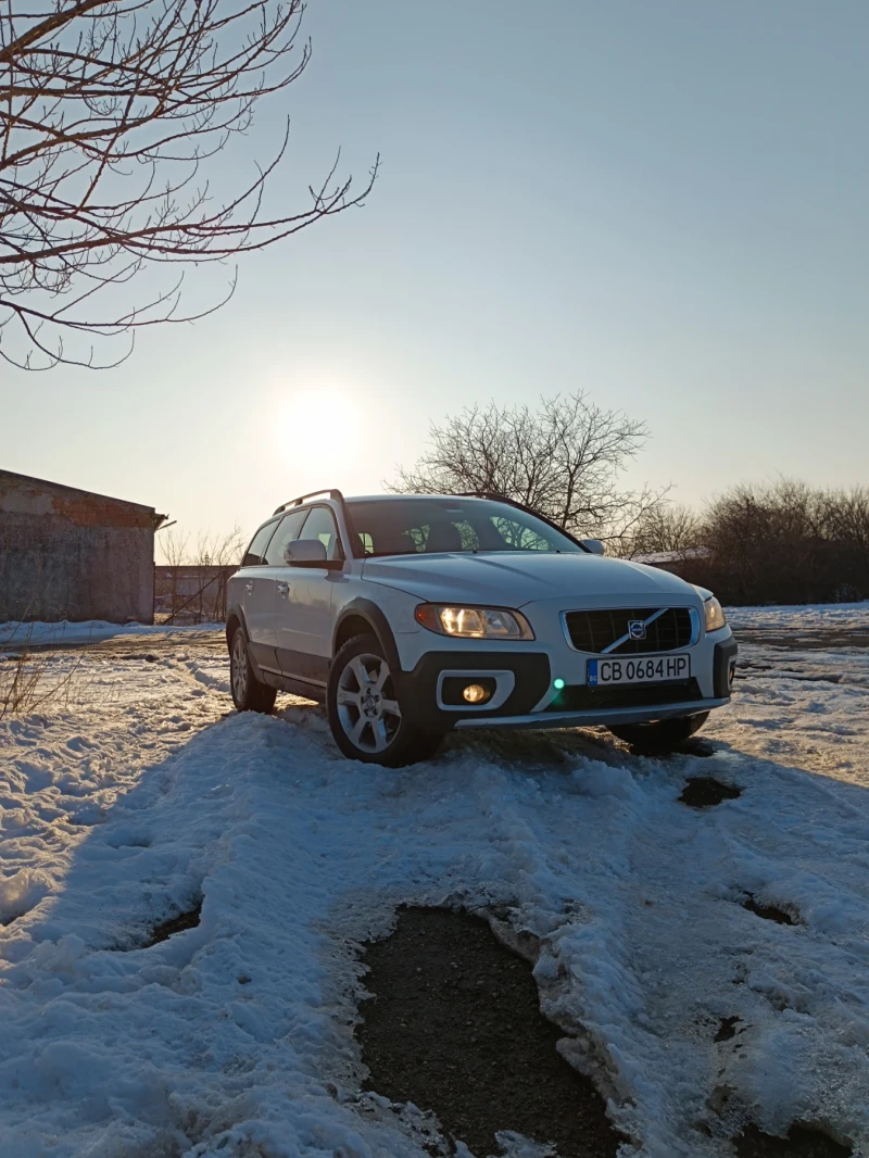 Volvo Xc70, снимка 8 - Автомобили и джипове - 49317215