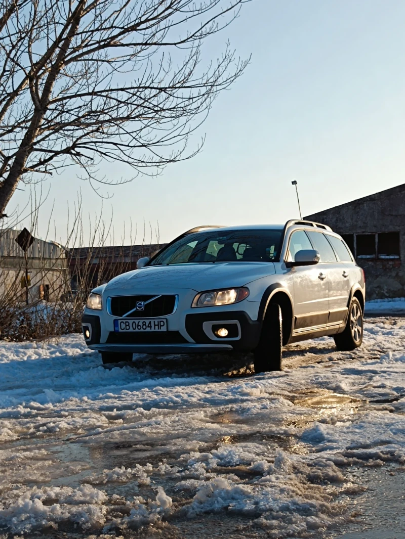 Volvo Xc70, снимка 1 - Автомобили и джипове - 49317215