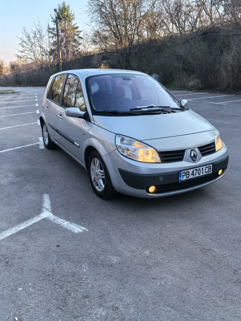 Renault Scenic 1.9dci, снимка 2 - Автомобили и джипове - 49361643