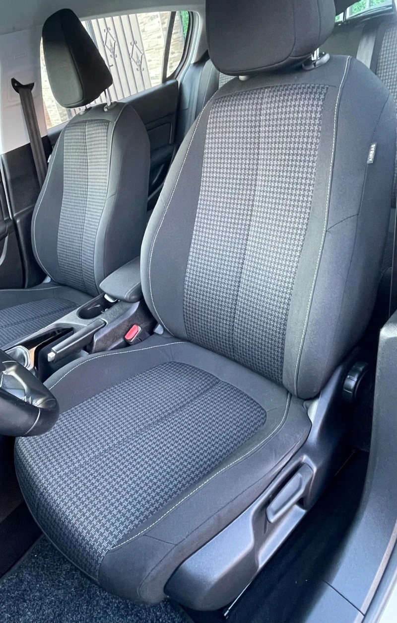 Peugeot 308 1.5 HDI FACELIFT EURO 6D, снимка 10 - Автомобили и джипове - 51994261