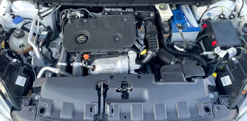 Peugeot 308 1.5 HDI FACELIFT EURO 6D, снимка 7 - Автомобили и джипове - 51994261