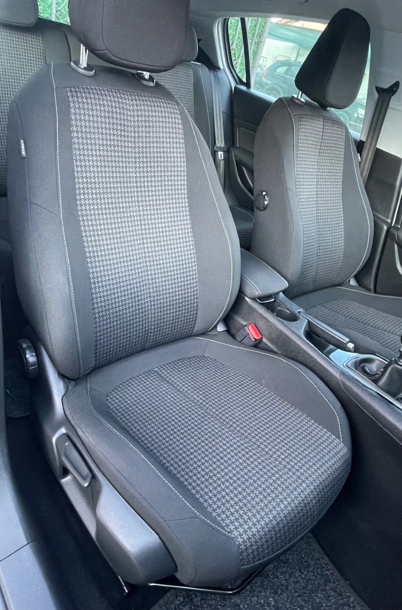 Peugeot 308 1.5 HDI FACELIFT EURO 6D, снимка 11 - Автомобили и джипове - 51994261