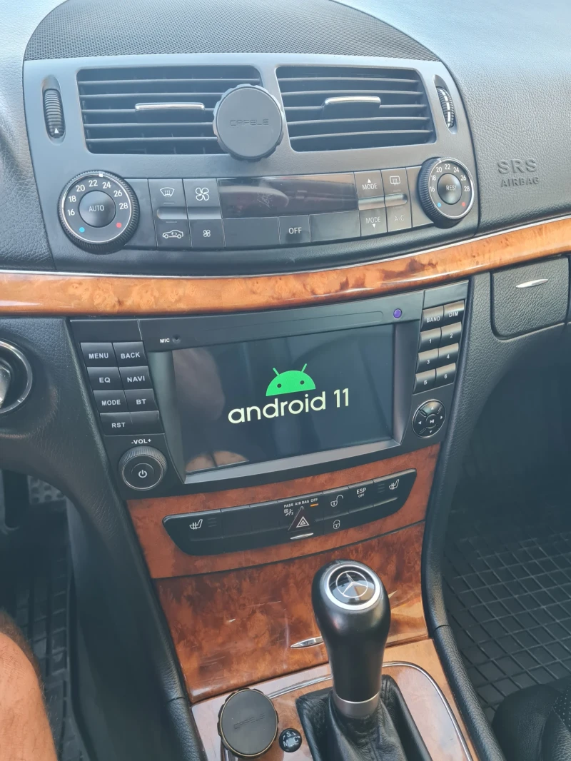 Mercedes-Benz E 350 3.5куб.272к.с.Бензин - Газ Фейстлифт , снимка 9 - Автомобили и джипове - 51732399