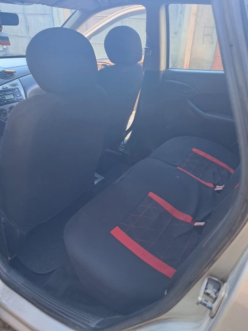 Ford Focus, снимка 8 - Автомобили и джипове - 52344046