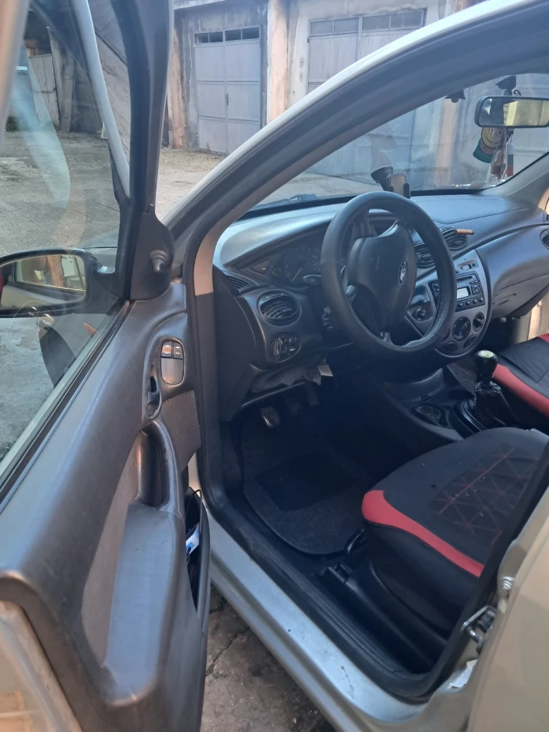 Ford Focus, снимка 6 - Автомобили и джипове - 52344046