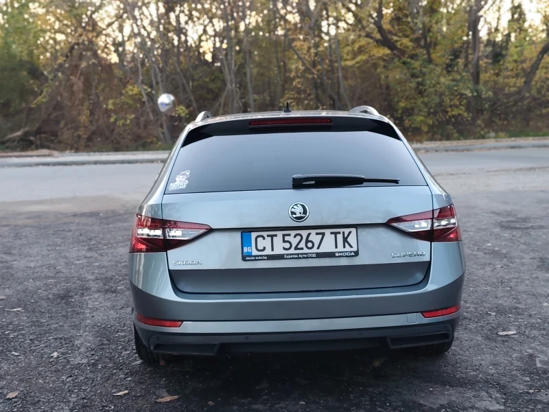 Skoda Superb 2.0TDI DSG, снимка 4 - Автомобили и джипове - 52406268