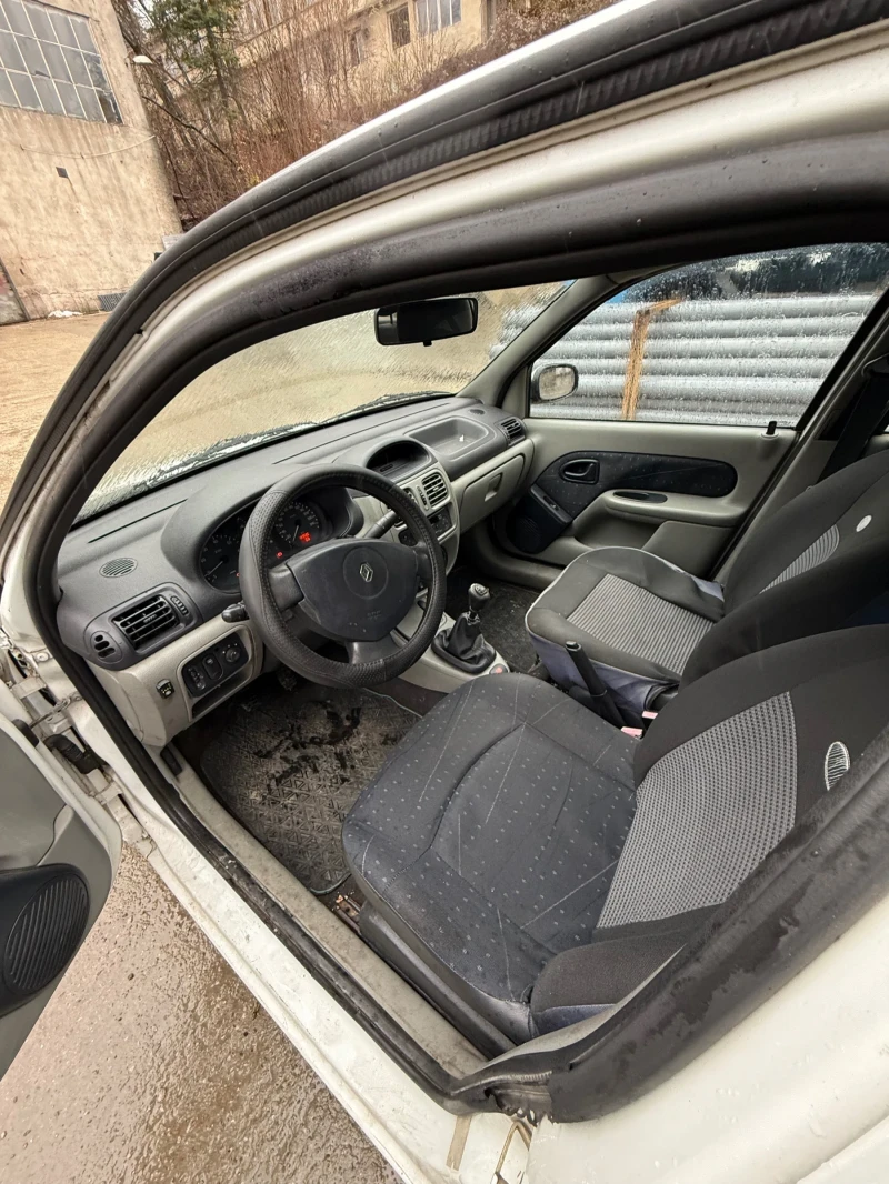 Renault Clio, снимка 5 - Автомобили и джипове - 52483704