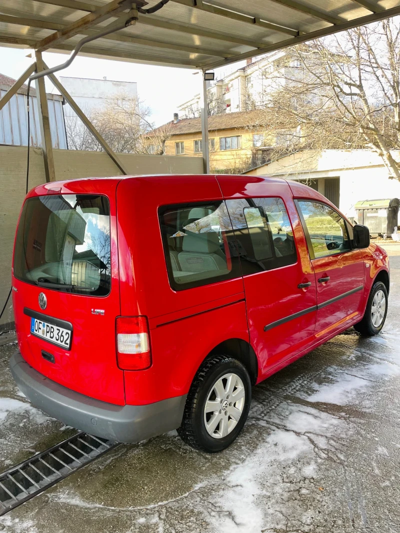 VW Caddy 1.4i, снимка 4 - Автомобили и джипове - 53528311