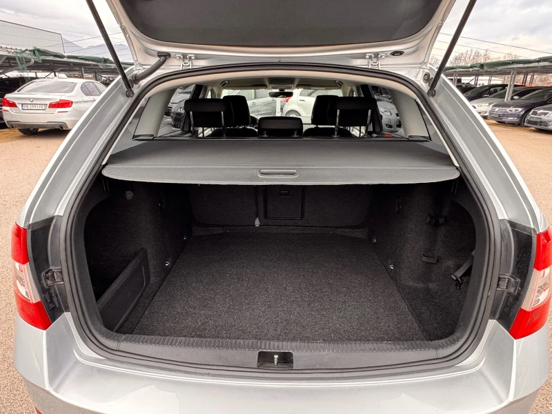 Skoda Octavia 1.6TDI АВТОМАТ ИТАЛИЯ, снимка 8 - Автомобили и джипове - 53399749