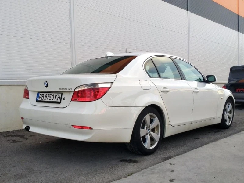 BMW 525 525 xi, снимка 5 - Автомобили и джипове - 48084169