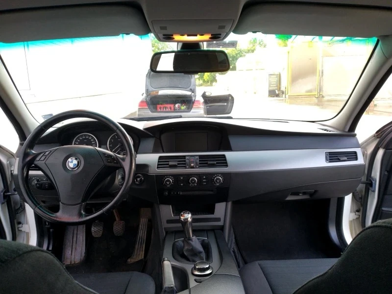 BMW 525 525 xi, снимка 7 - Автомобили и джипове - 48084169