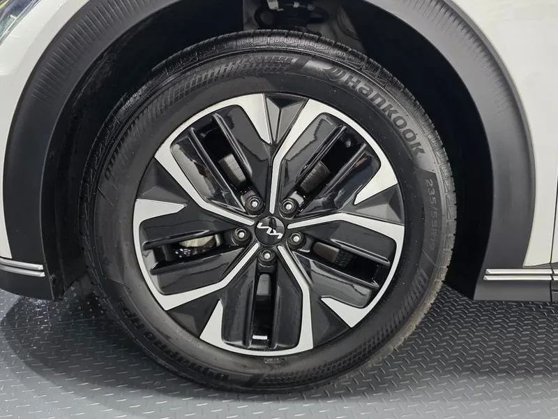 Kia EV6 Long Range Air - САМО 30% АВАНС, снимка 4 - Автомобили и джипове - 56287995