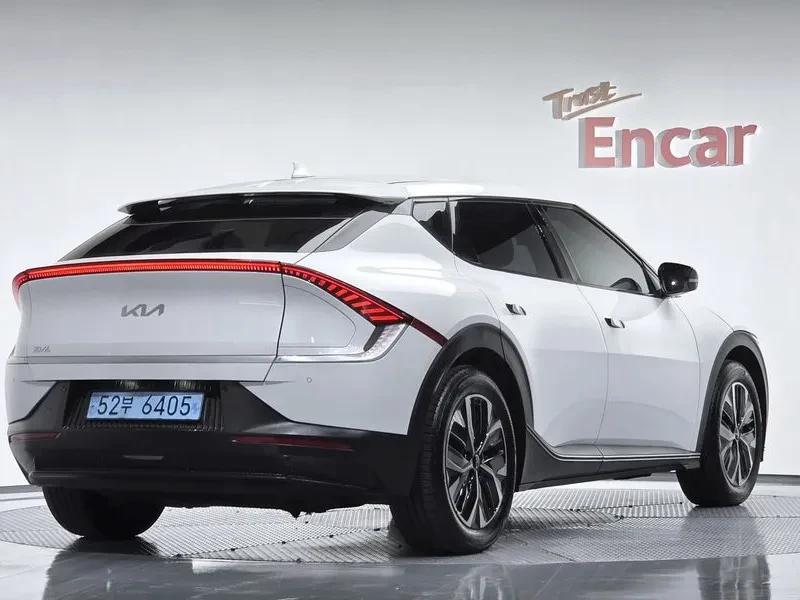 Kia EV6 Long Range Air - САМО 30% АВАНС, снимка 2 - Автомобили и джипове - 56287995
