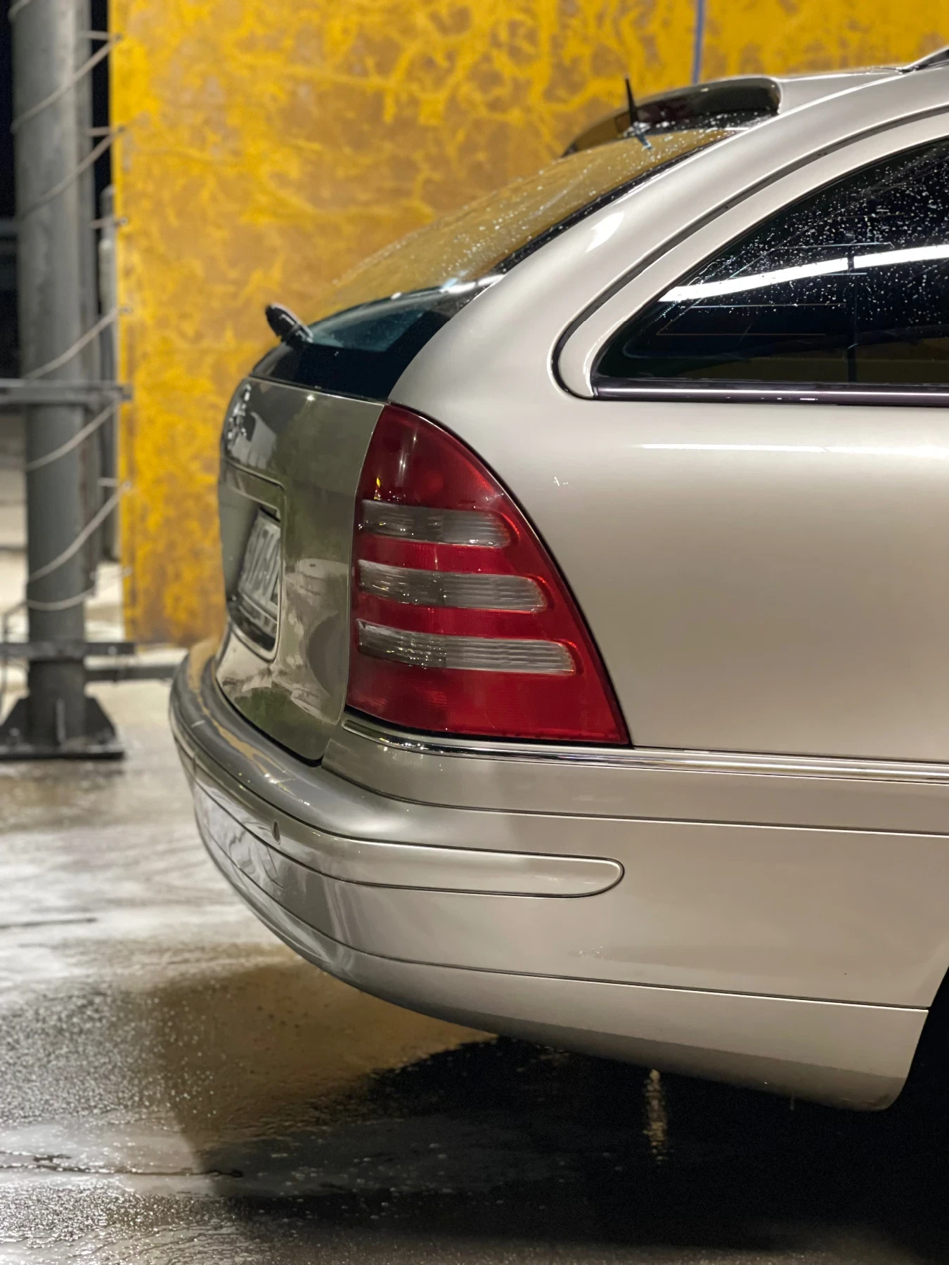 Mercedes-Benz C 270  - изображение 5