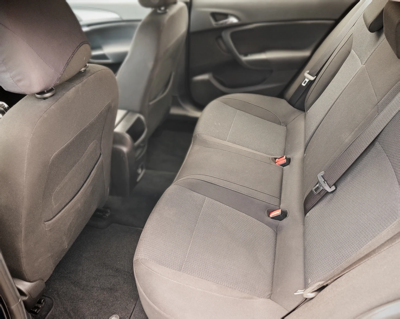 Opel Insignia 1.6 CDTI SPORTS TOURER FACE - изображение 10