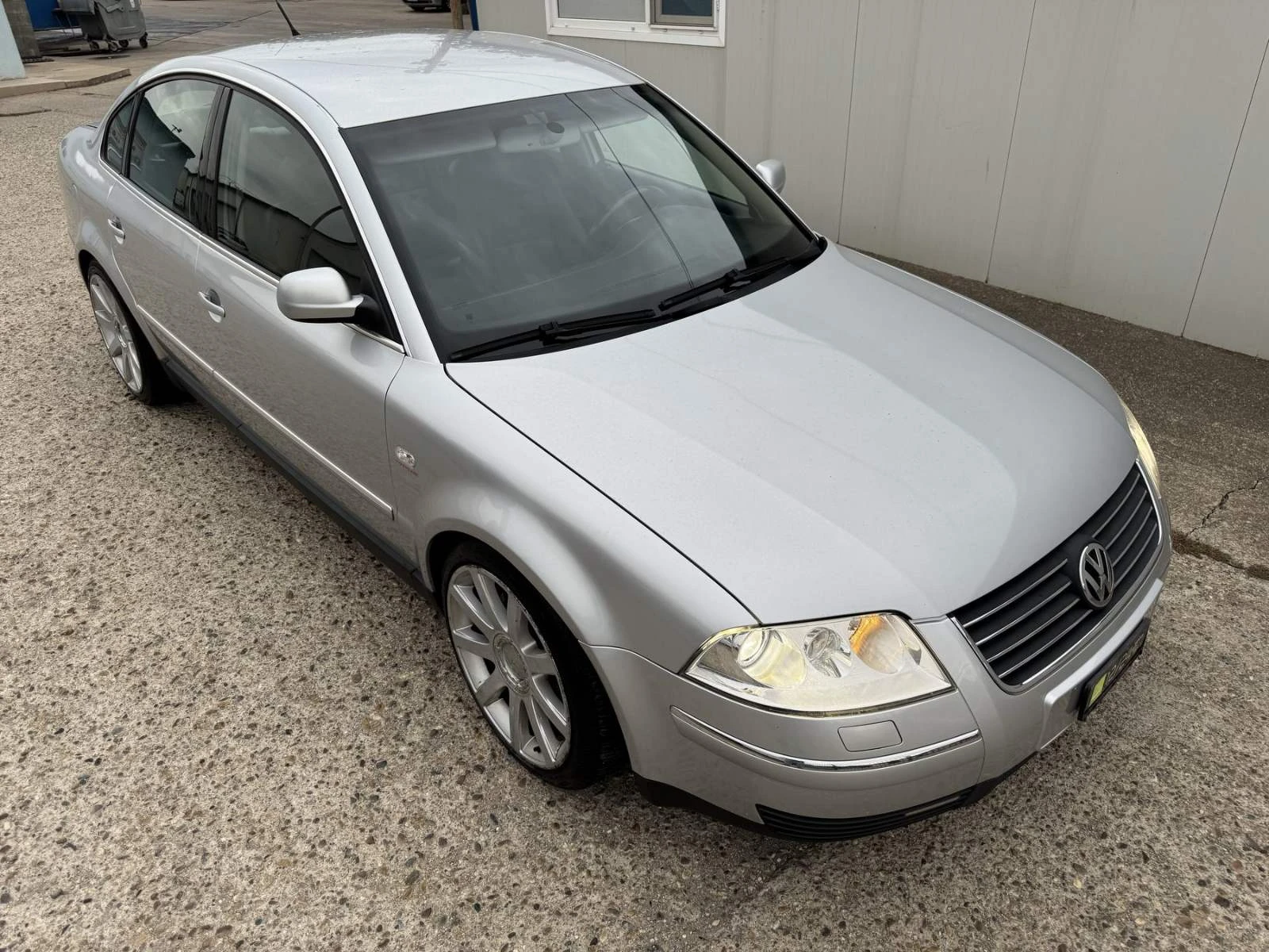 VW Passat 1.8T 150к.с. Highline Швейцария - изображение 2
