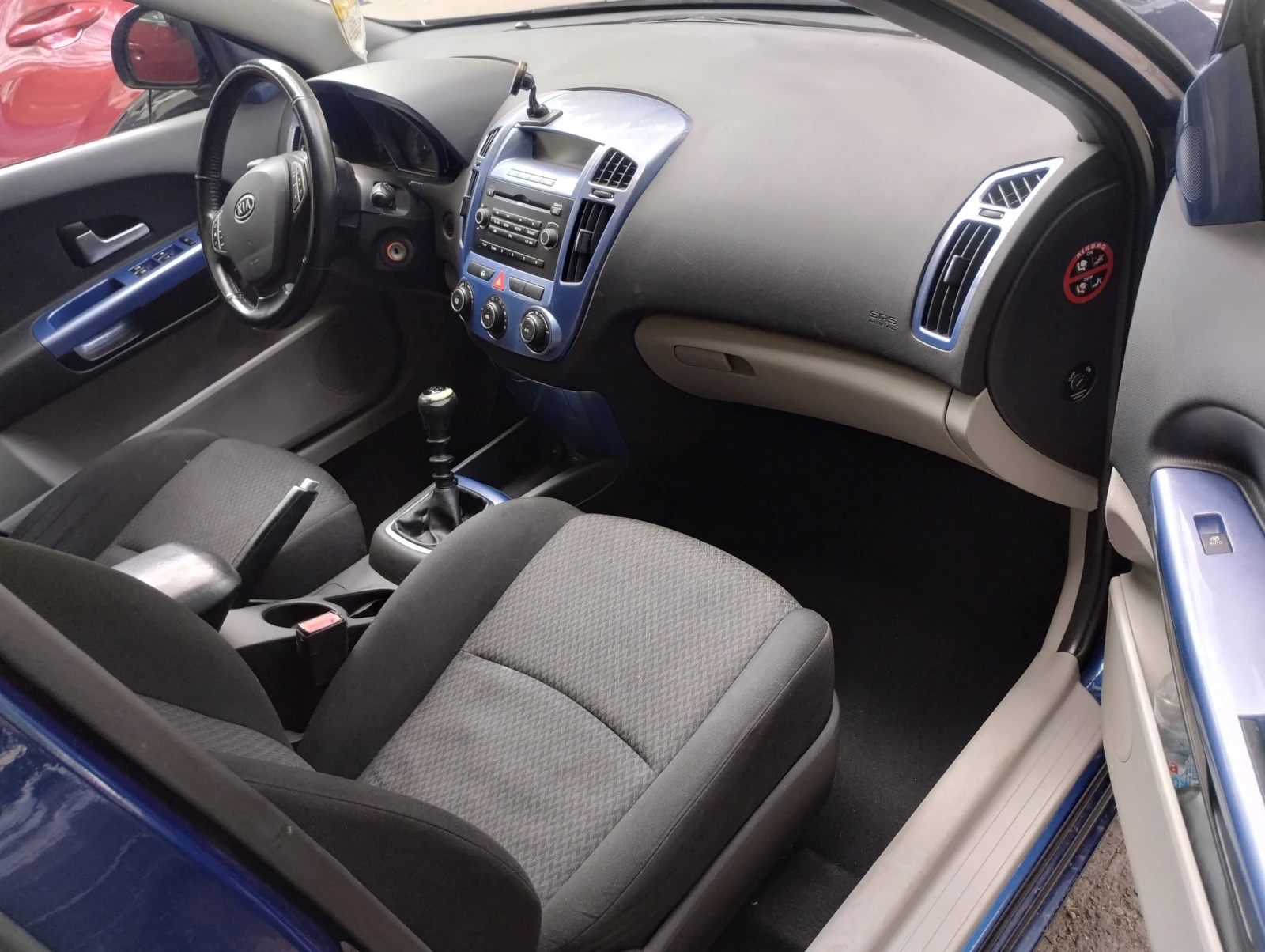 Kia Ceed 2.0 комби - изображение 7