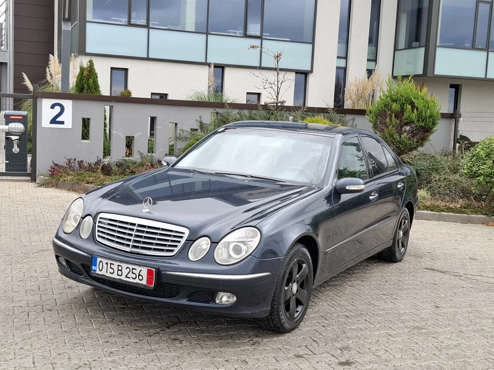 Mercedes-Benz E 220 2.2CDI* (150кс)* HОВ ВНОС* *  - изображение 9