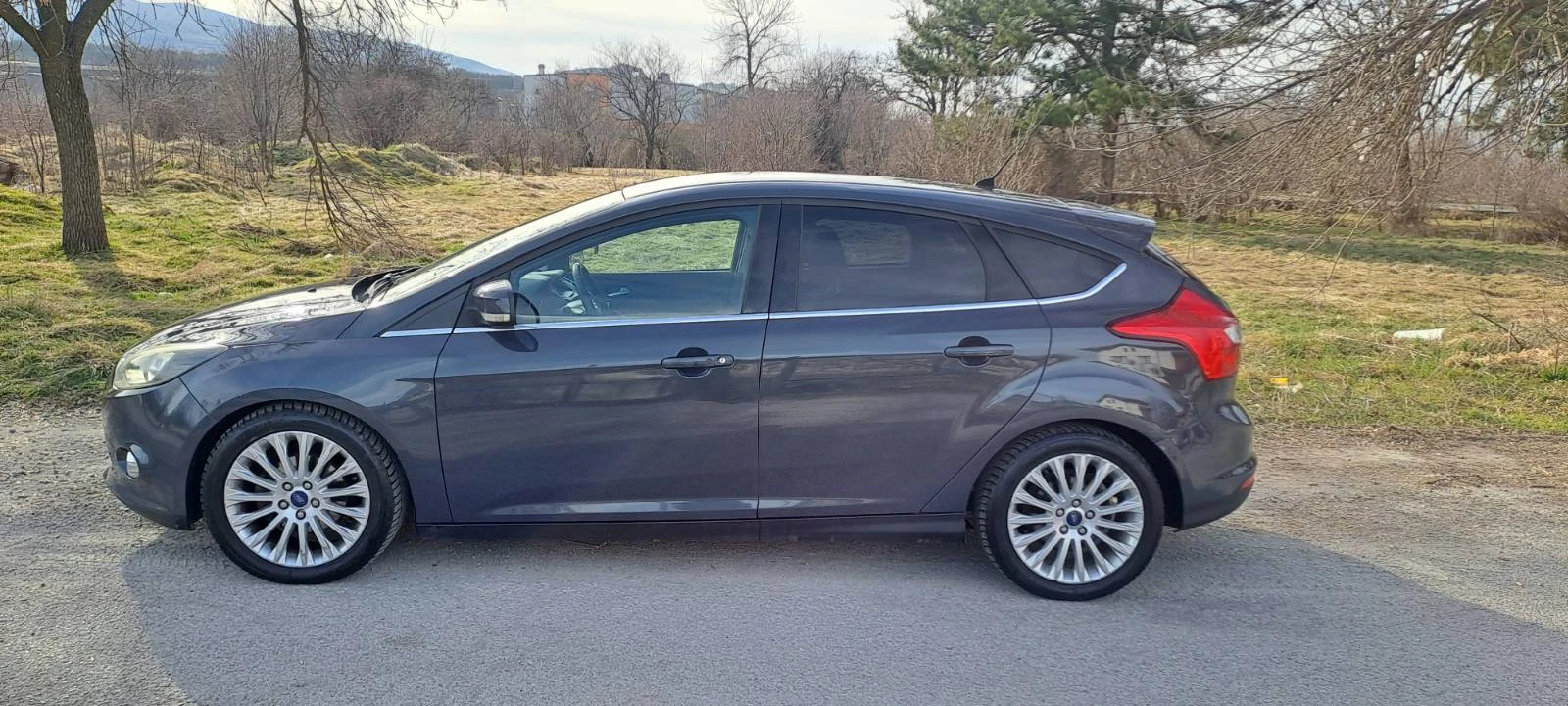 Ford Focus TITANIUM - изображение 4