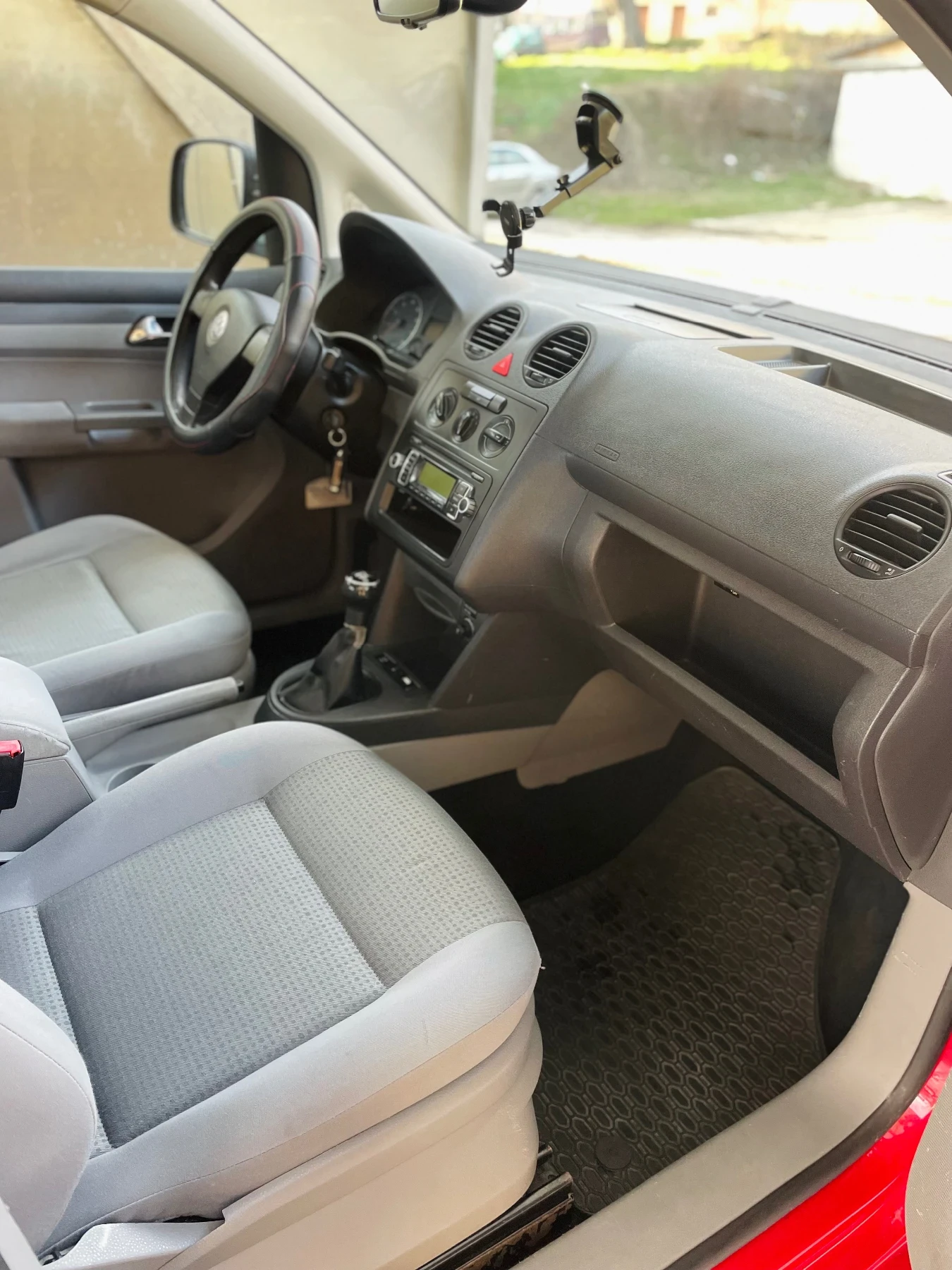 VW Caddy 1.4i | Mobile.bg � ����������� 11