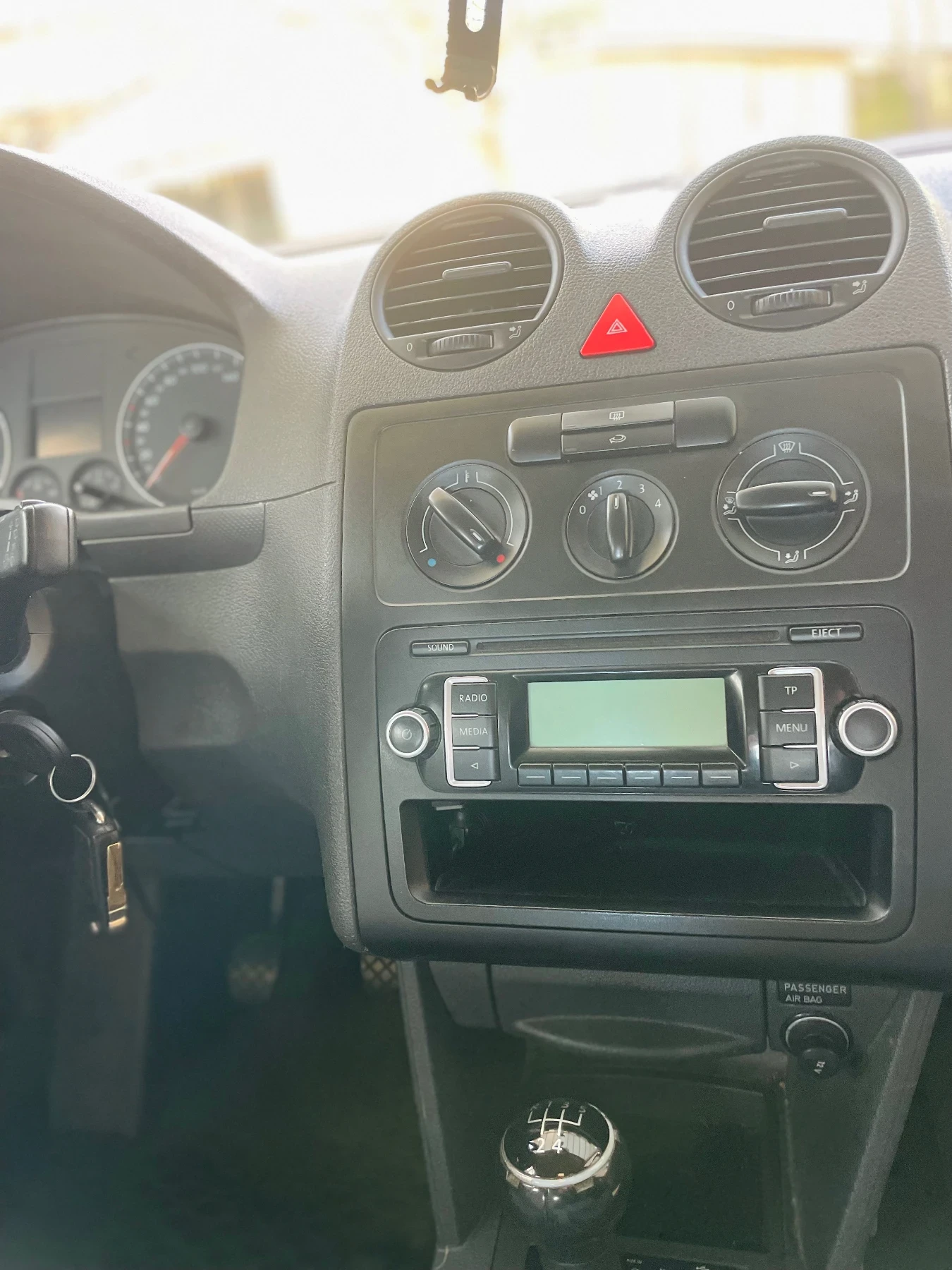 VW Caddy 1.4i | Mobile.bg � ����������� 14