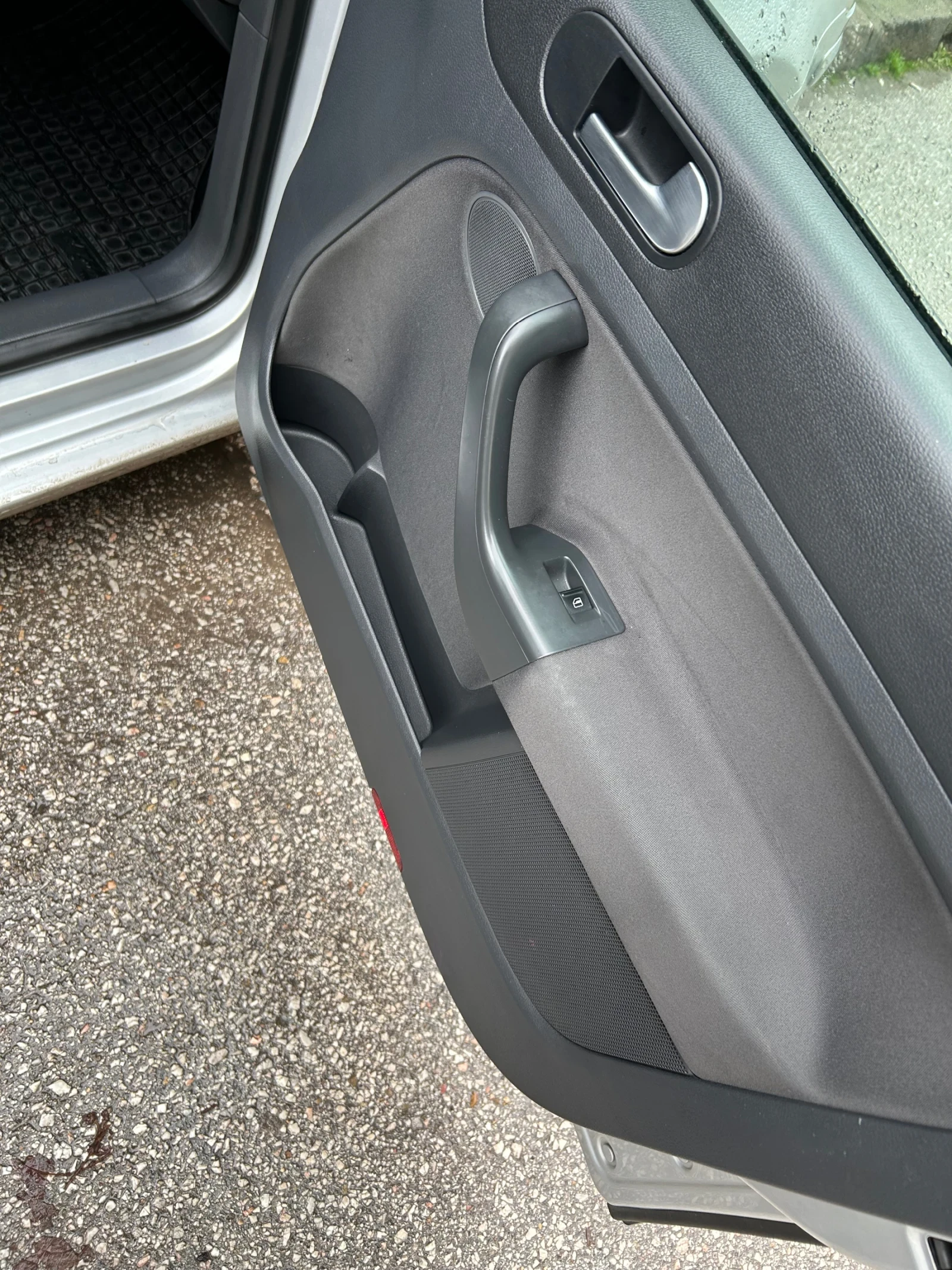 VW Golf Plus 1.9TDI 105ks - изображение 8