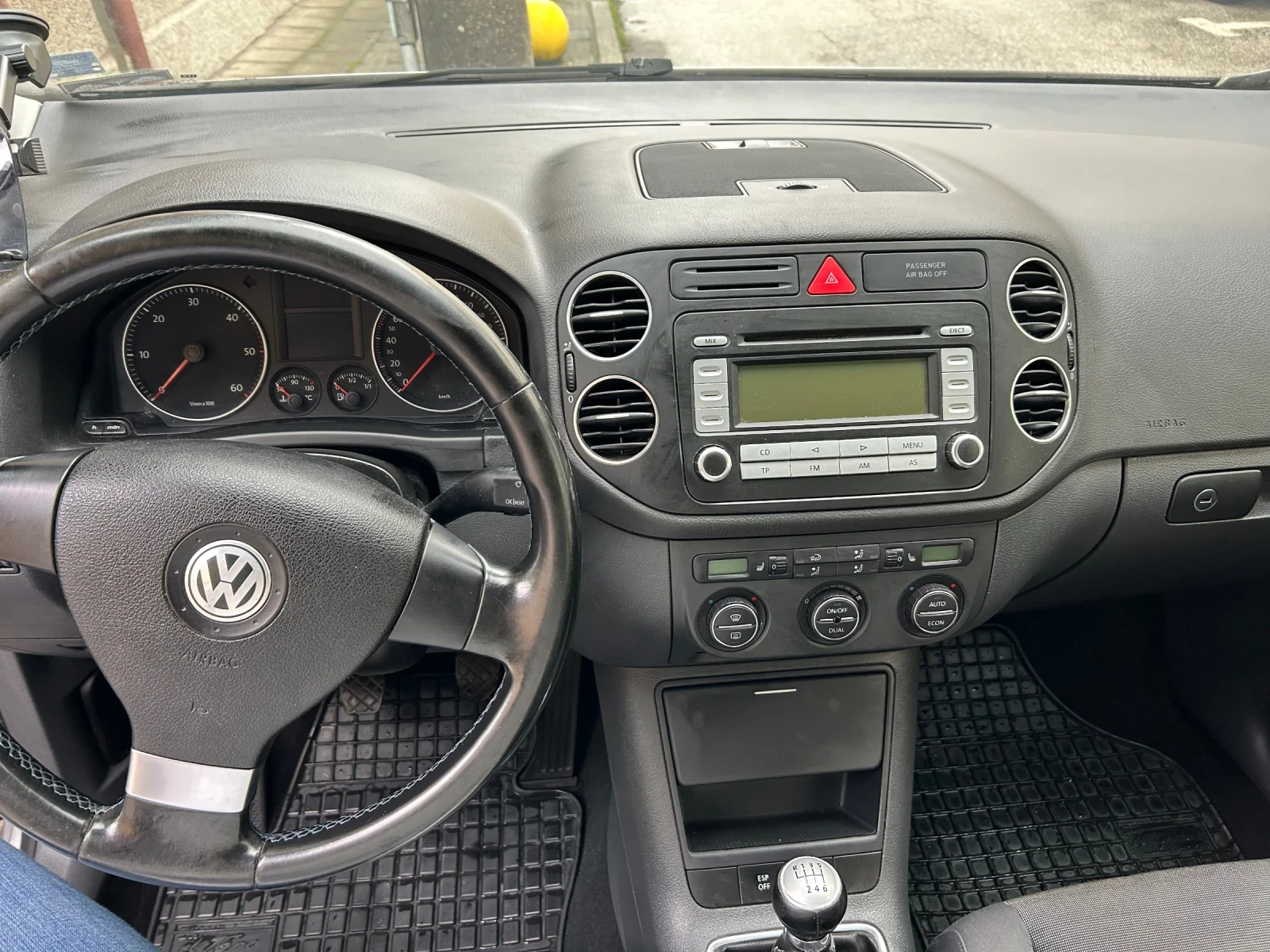VW Golf Plus 1.9TDI 105ks - изображение 6