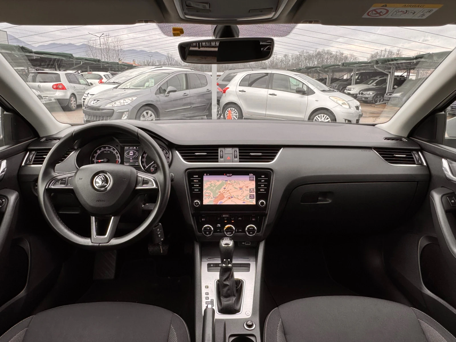 Skoda Octavia 1.6TDI АВТОМАТ ИТАЛИЯ - изображение 9