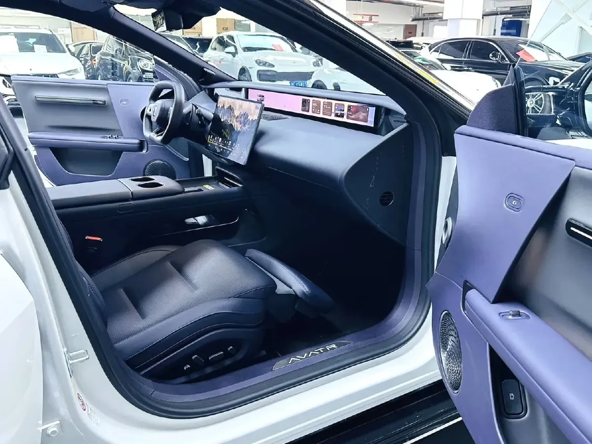 Avatr 06 2025 Avatr 06 BEV 650km - изображение 6