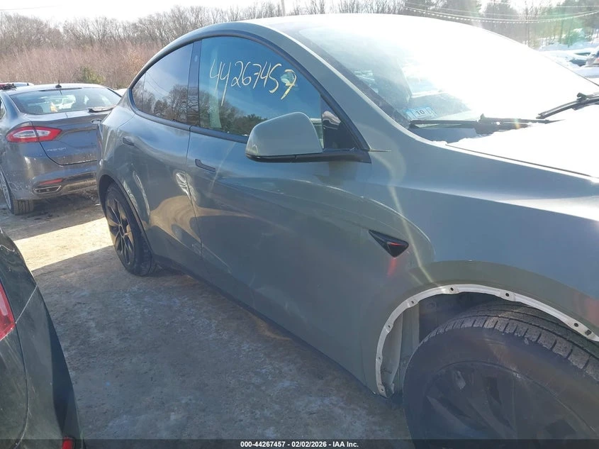 Tesla Model Y Long Range Dual Motor All-Wheel Drive, снимка 13 - Автомобили и джипове - 53897948