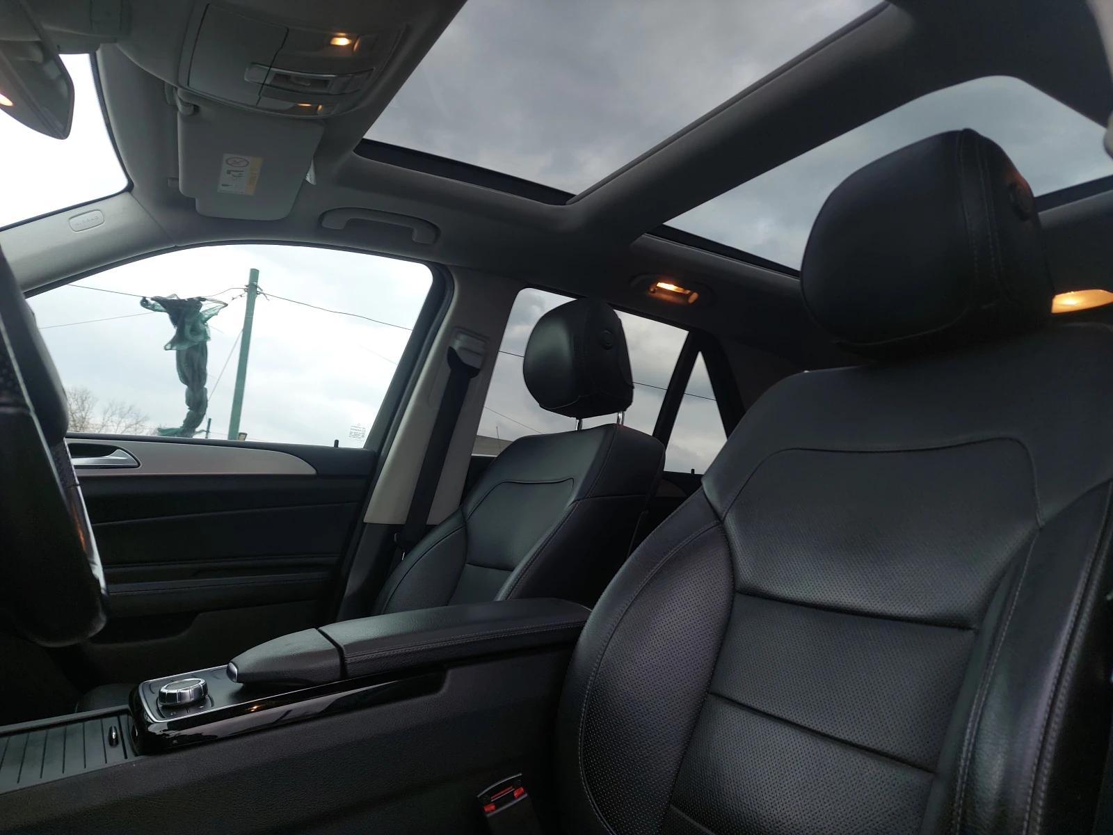 Mercedes-Benz CLE 500e /4-Matic / Хибрид - Автоматични, снимка 13 - Автомобили и джипове - 53949939