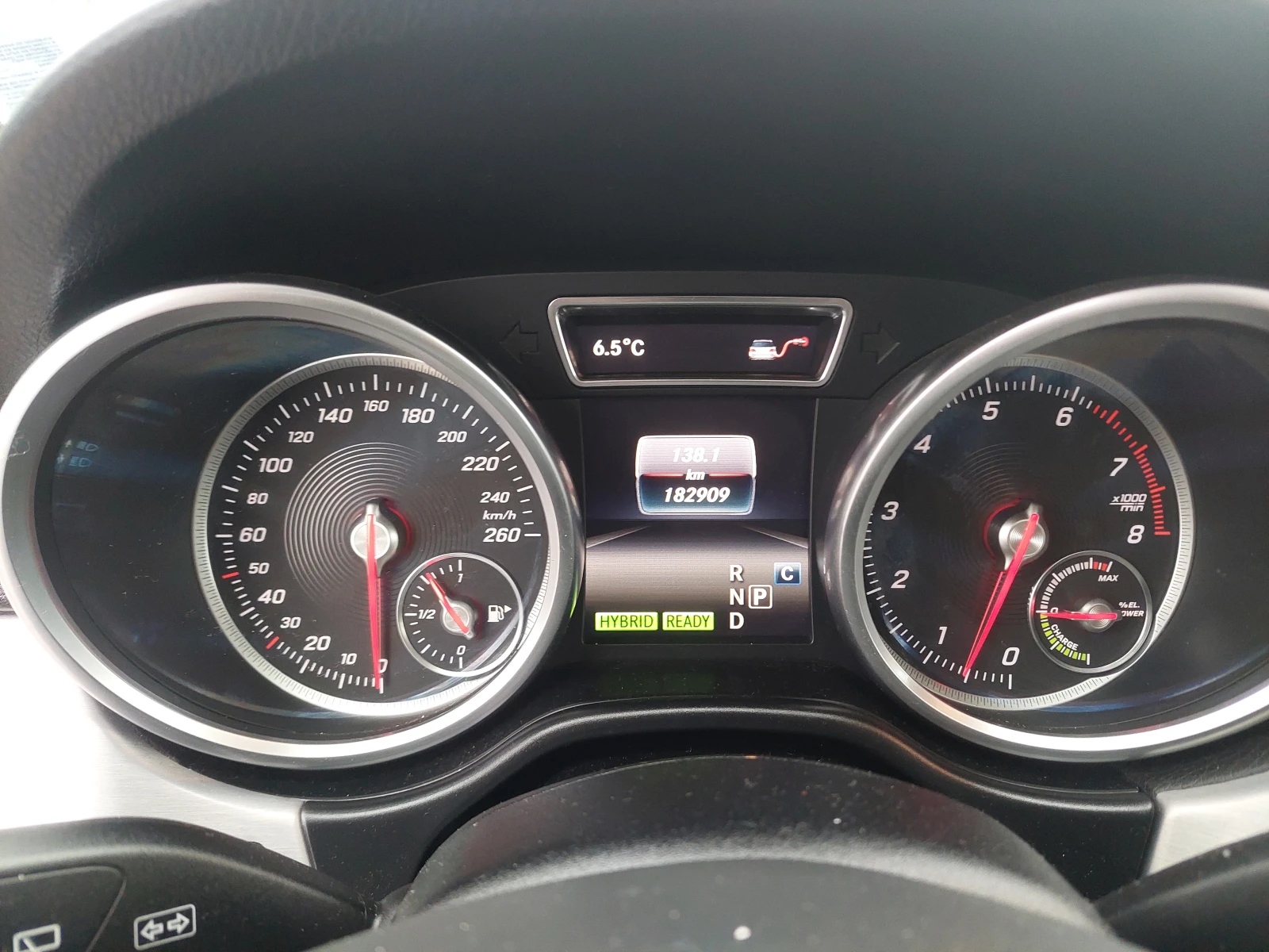 Mercedes-Benz CLE 500e /4-Matic / Хибрид - Автоматични, снимка 14 - Автомобили и джипове - 53949939