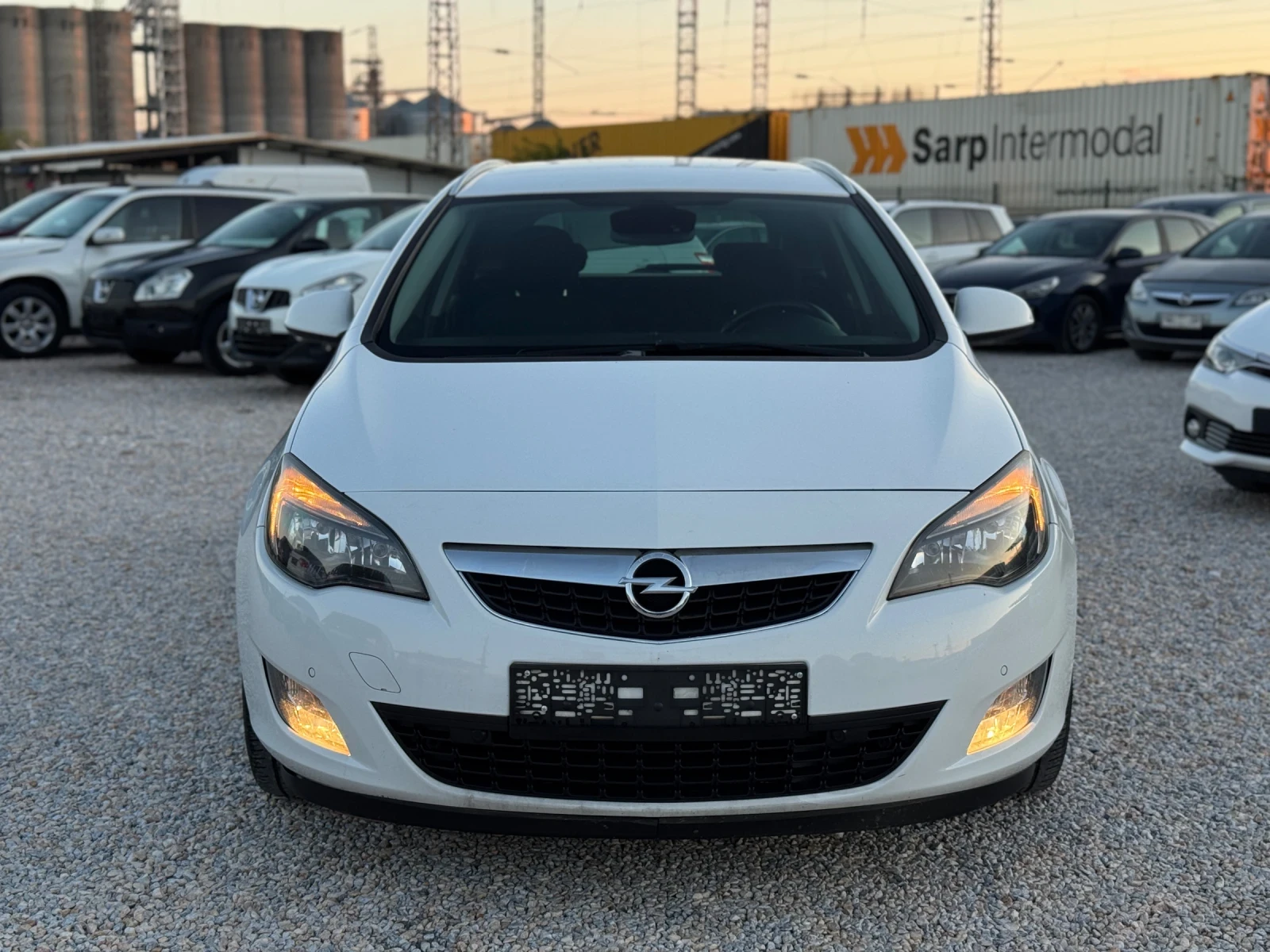 Opel Astra 1.7 CDTI COSMO , снимка 8 - Автомобили и джипове - 54298478
