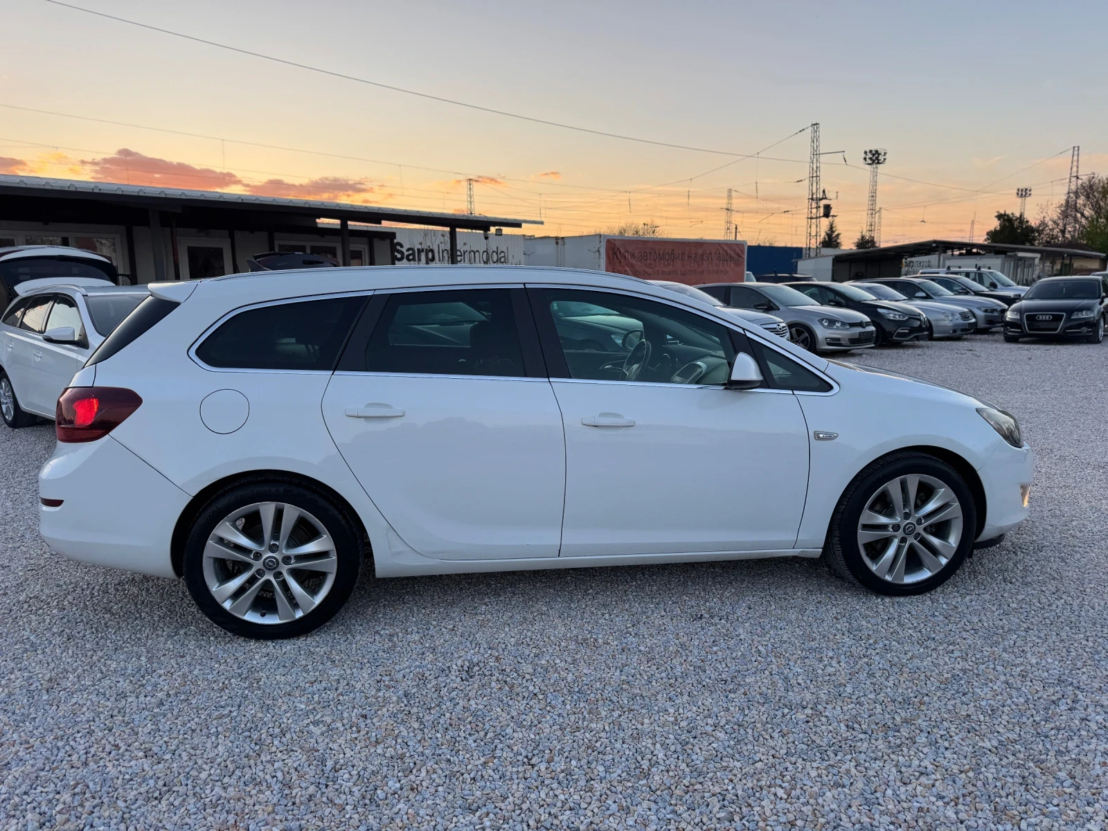 Opel Astra 1.7 CDTI COSMO , снимка 6 - Автомобили и джипове - 54298478