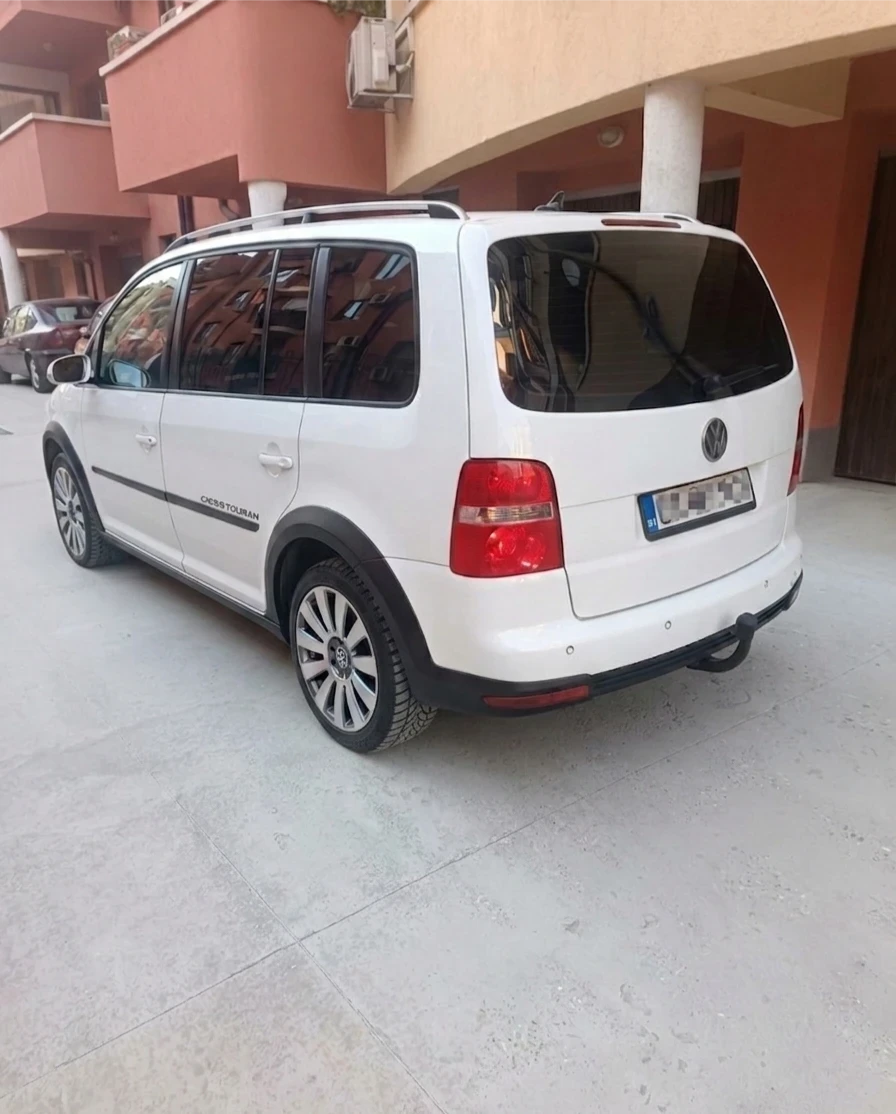 VW Touran Cross 1.9, снимка 3 - Автомобили и джипове - 54520912