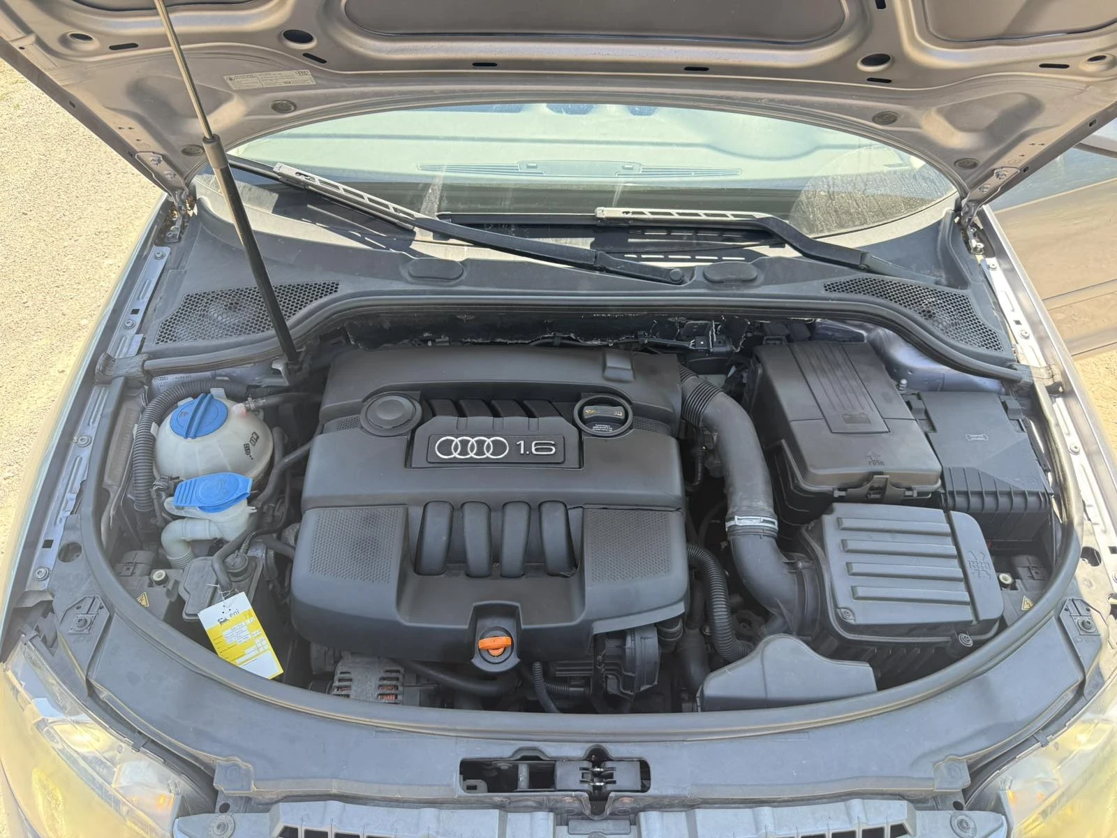 Audi A3 1.6, снимка 4 - Автомобили и джипове - 55501519