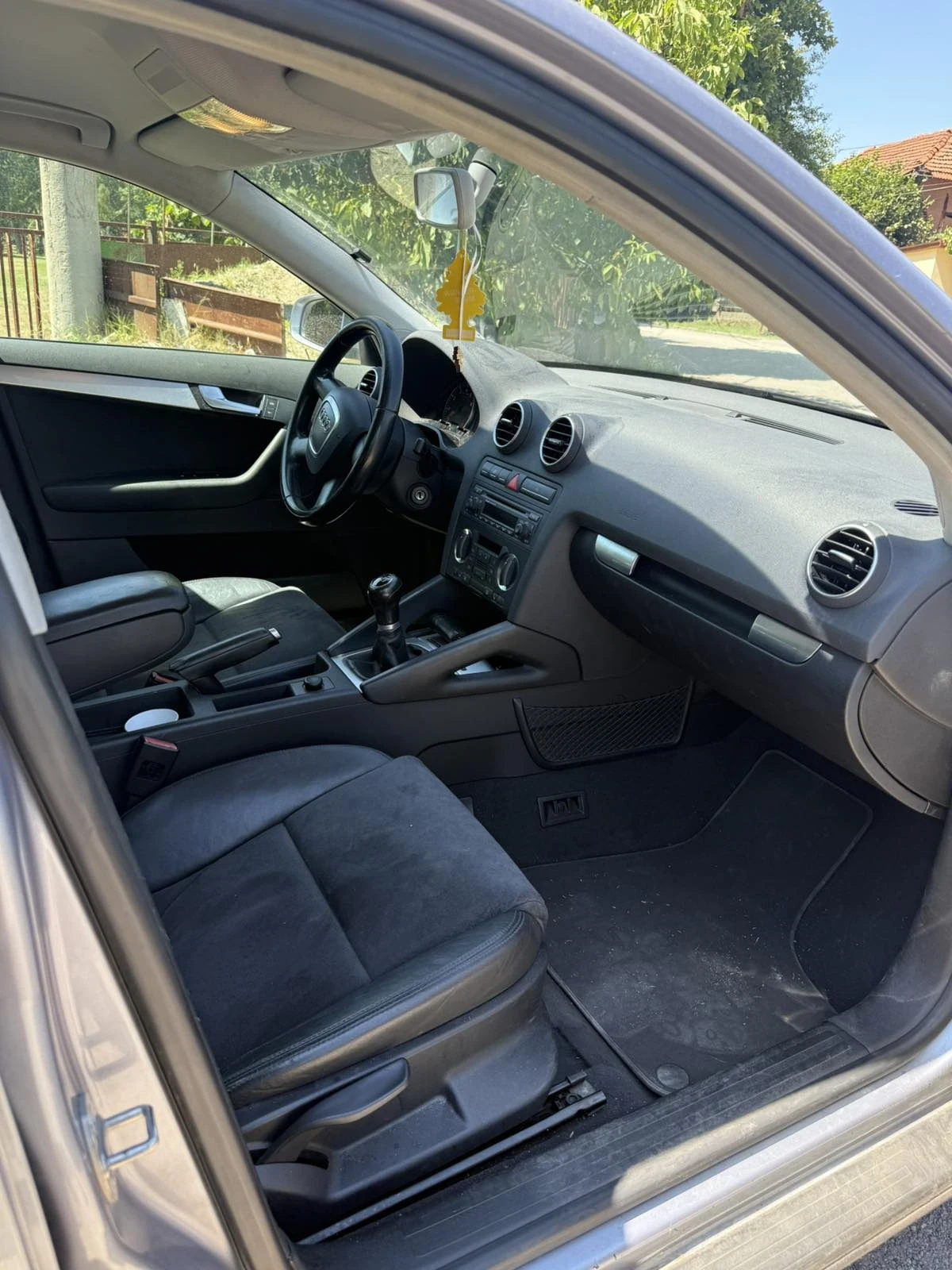 Audi A3 1.6, снимка 6 - Автомобили и джипове - 55501519