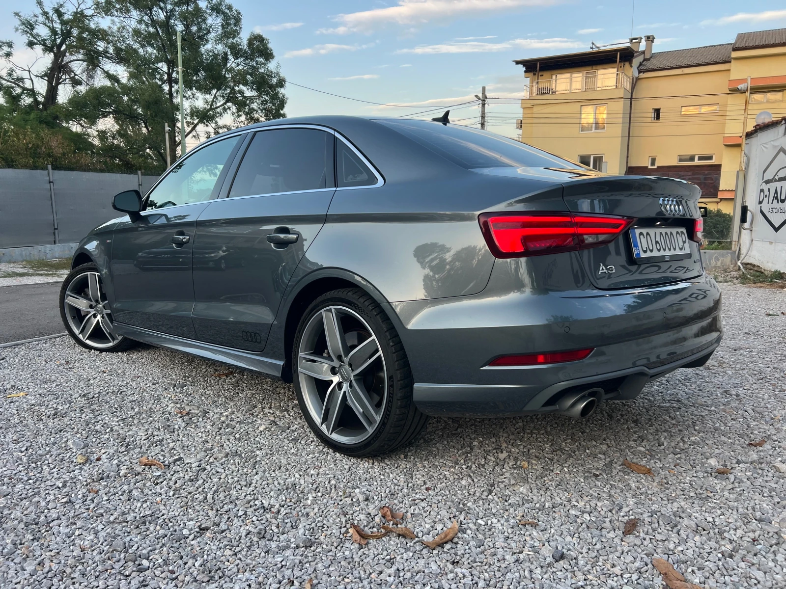 Audi A3 2.0 TFSI S-LINE , снимка 6 - Автомобили и джипове - 55811877