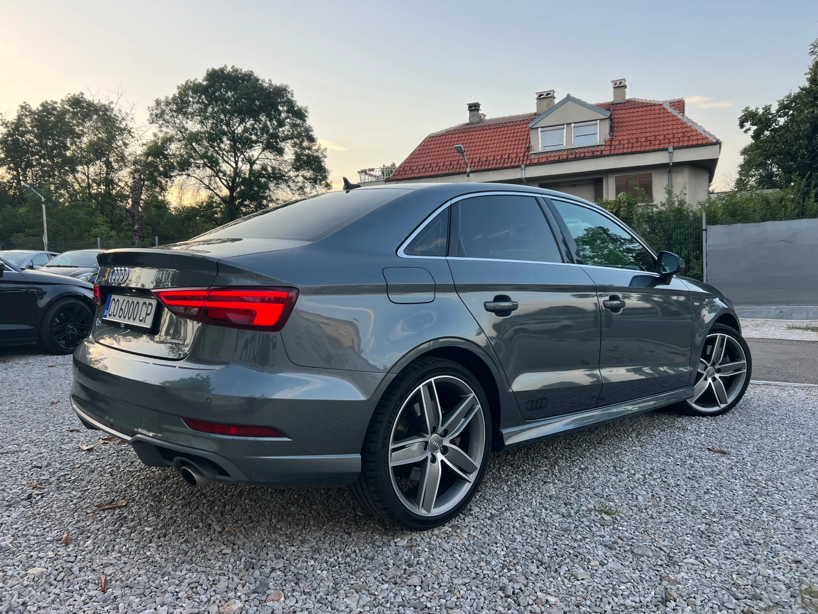 Audi A3 2.0 TFSI S-LINE , снимка 4 - Автомобили и джипове - 55811877