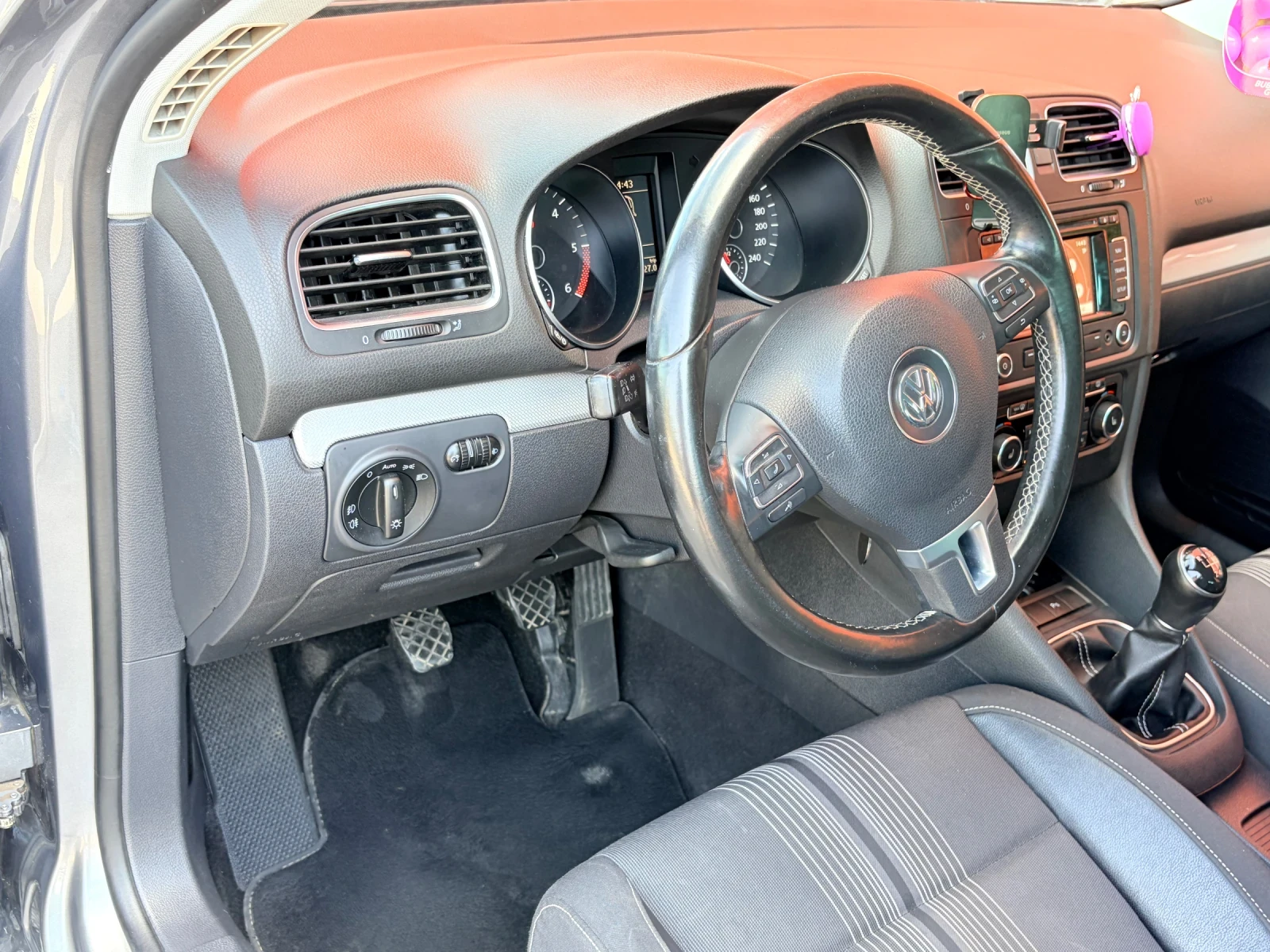 VW Golf, снимка 8 - Автомобили и джипове - 55999094