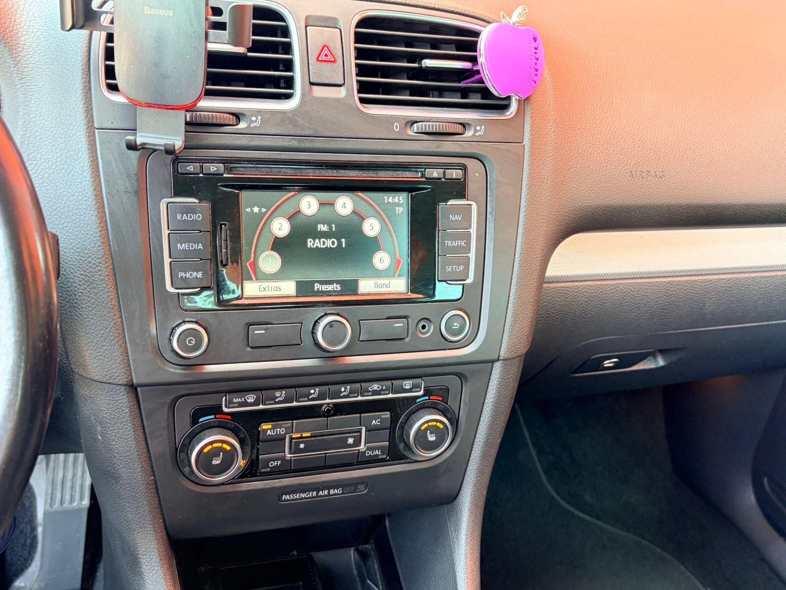 VW Golf, снимка 11 - Автомобили и джипове - 55999094