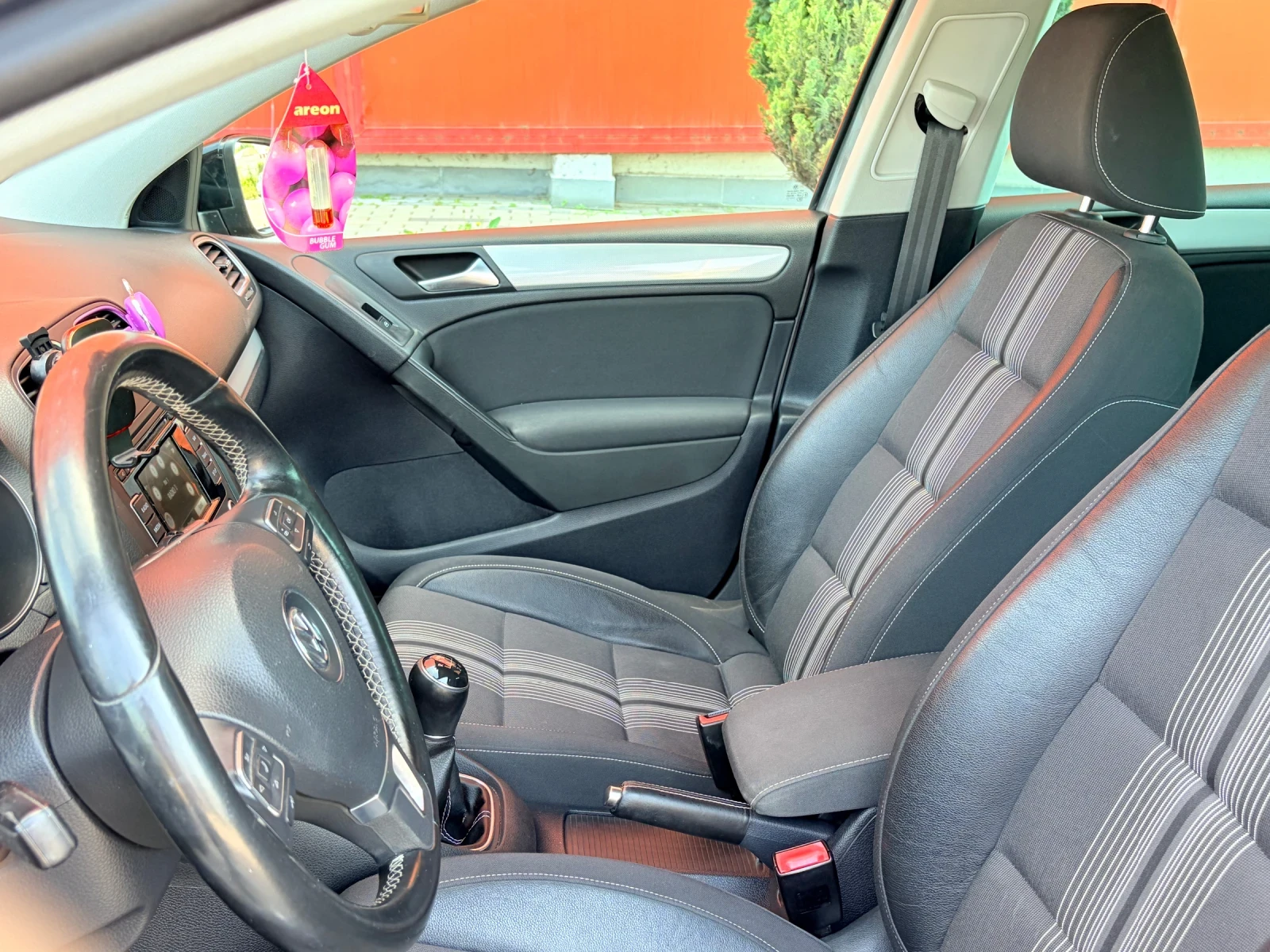 VW Golf, снимка 7 - Автомобили и джипове - 55999094